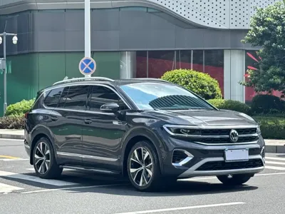 Volkswagen Talagon 2022, 67000 км, за 148800 CNY