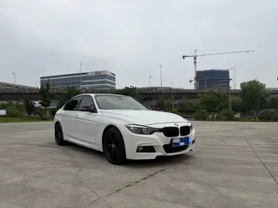 BMW 3 Series 2019, 92000 км, за 93800 CNY