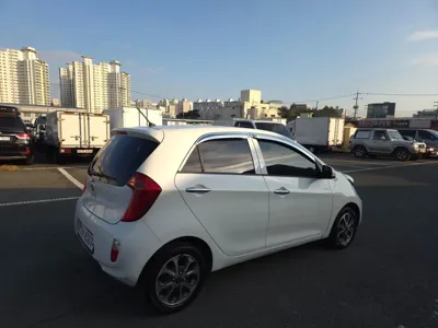 Kia Morning 2012, 131500 км, за 2990000 KRW