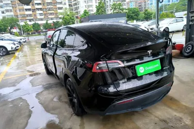 Tesla Model Y 2021, 72100 км, за 152355.09 CNY