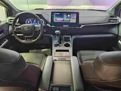 Toyota Granvia 2024, 46000 км, за 246000 CNY - фото 12