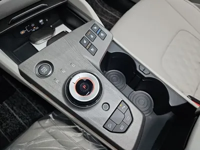 Kia Sportage 2025, 29811 км, за 99900000 KRW - фото 9