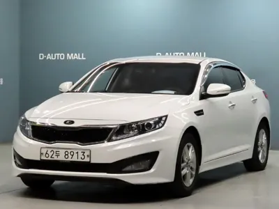 Kia K5 · 2011 год