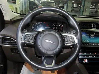 Jaguar F-Pace 2019, 108214 км, за 13400000 KRW - фото 8