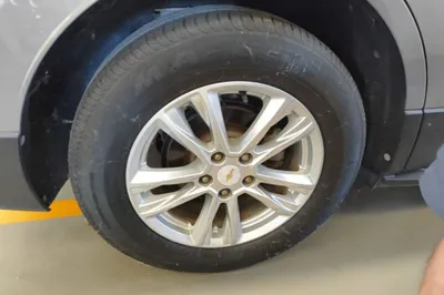 Chevrolet Equinox 2017, 85300 км, за 51732.55 CNY - фото 11