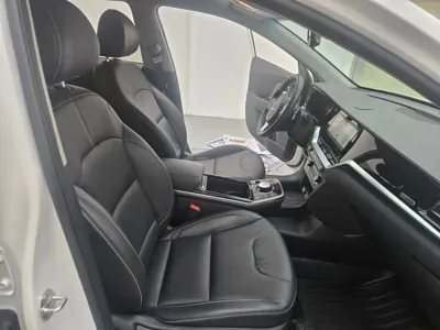 Kia Niro 2022, 260000 км, за 12900000 KRW - фото 11