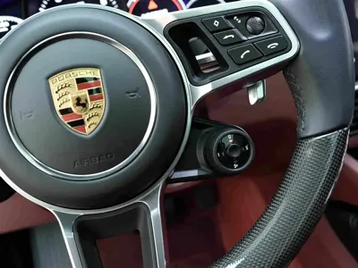 Porsche Cayenne 2023, 30000 км, за 608000 CNY - фото 17