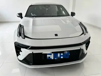Lynk & Co 03 2023, 14000 км, за 53000 CNY
