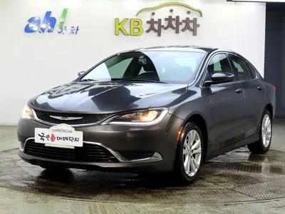 Chrysler 200 · 2015 год