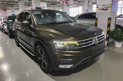 Volkswagen Tiguan L 2017, 55599 км, за 86115.1 CNY