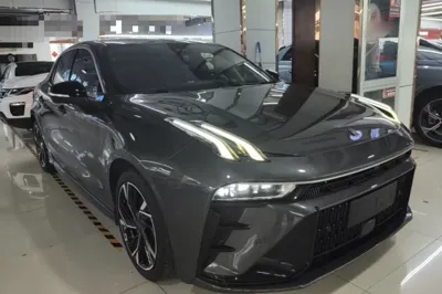 Lynk & Co 03 2023, 26300 км, за 88665.91 CNY