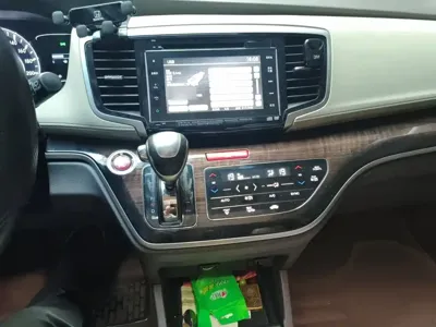 Honda Odyssey 2015, 144400 км, за 67600 CNY - фото 6