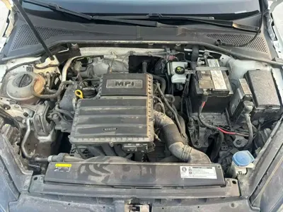 Volkswagen Golf 2019, 90000 км, за 55800 CNY - фото 7