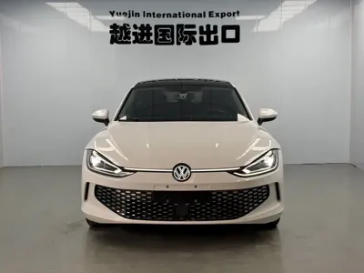 Volkswagen Lamando 2023, 30000 км, за 117800 CNY