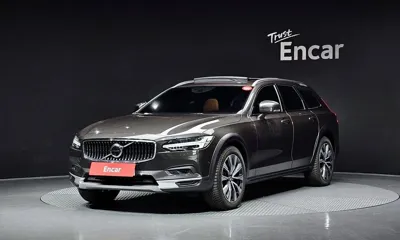 Volvo V90 · 2021 год