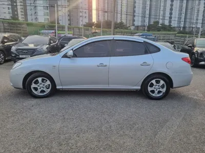 Hyundai Avante 2009, 146118 км, за 2800000 KRW