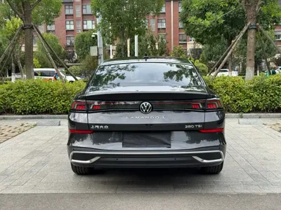 Volkswagen Lamando 2023, 32000 км, за 135800 CNY - фото 7