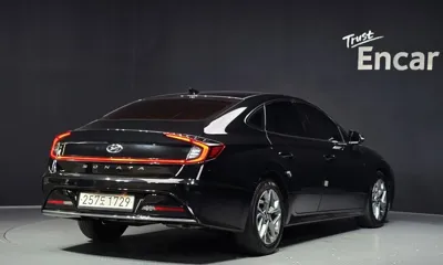 Hyundai Sonata 2022, 102394 км, за 21800000 KRW