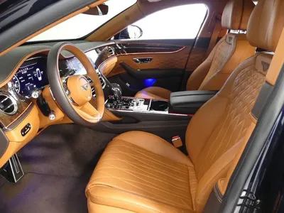 Bentley Flying Spur 2023, 33900 км, за 232000000 KRW - фото 6