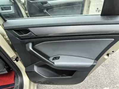 Volkswagen Bora 2019, 80000 км, за 33800 CNY - фото 15