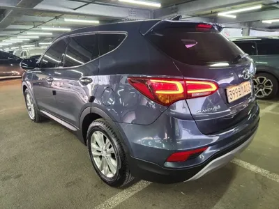 Hyundai Santafe 2017, 131749 км, за 9950000 KRW
