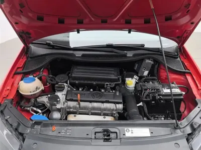 Volkswagen Polo 2012, 68300 км, за 18900 CNY - фото 6