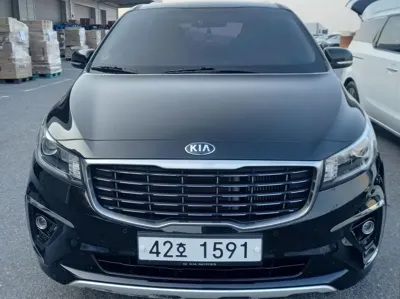 Kia Canival · 2019 год