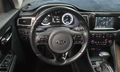 Kia Niro 2018, 152939 км, за 10900000 KRW - фото 12