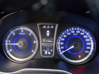 Hyundai Grandeur 2015, 197933 км, за 5200000 KRW - фото 9