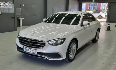 Mercedes-Benz E-Class · 2023 год