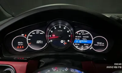 Porsche Cayenne 2023, 47053 км, за 113790000 KRW - фото 8