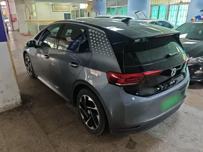 Volkswagen ID.3 2023, 25200 км, за 100555.56 CNY