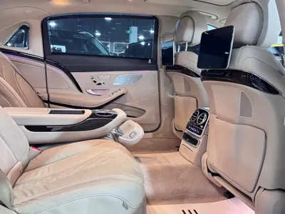 Mercedes-Benz S-Class 2018, 240000 км, за 398000 CNY - фото 8