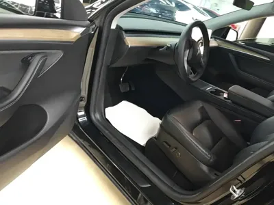 Tesla Model Y 2023, 56400 км, за 184100 CNY - фото 16
