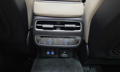 Genesis GV70 2026, 7137 км, за 63900000 KRW - фото 34