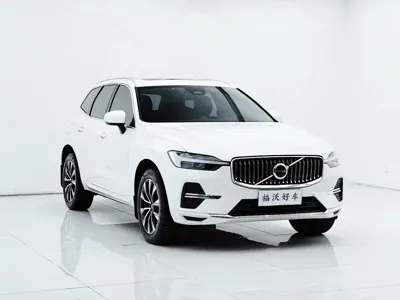 Volvo XC60 2024, 27000 км, за 178800 CNY