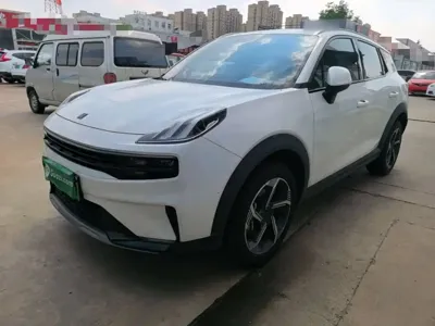 Lynk & Co 06 EM-P · 2022 год