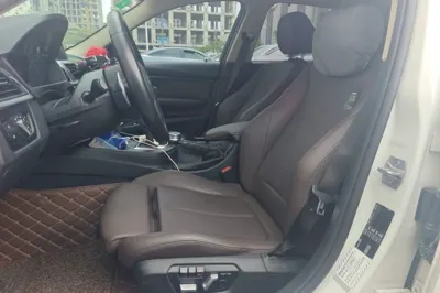 BMW 3 Series 2018, 38600 км, за 112271.85 CNY - фото 15