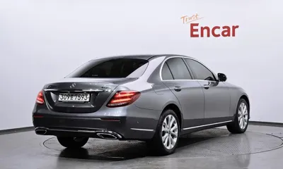 Mercedes-Benz E-Class 2020, 83509 км, за 29300000 KRW - фото 2