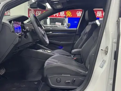 Volkswagen Golf 2022, 29000 км, за 89800 CNY - фото 9