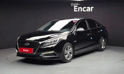 Hyundai Sonata · 2015 год