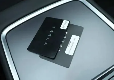 Tesla Model Y 2022, 45605 км, за 8760000 KRW - фото 9