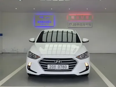 Hyundai Avante 2016, 77948 км, за 9800000 KRW - фото 3