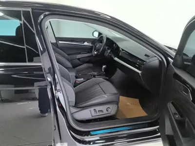 Volkswagen Passat 2022, 48000 км, за 113600 CNY - фото 8