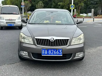 Skoda Octavia 2013, 87000 км, за 14500 CNY