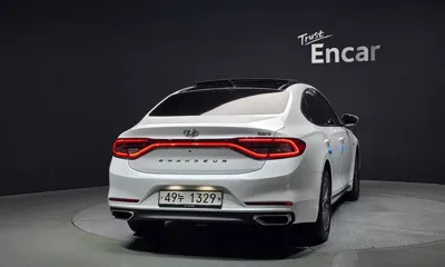 Hyundai Grandeur 2019, 74835 км, за 21700000 KRW