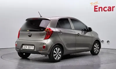 Kia Morning 2013, 179136 км, за 3200000 KRW