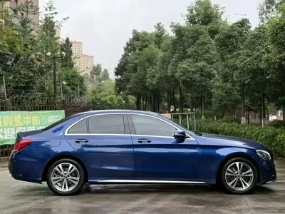 Mercedes-Benz C-Class 2018, 100000 км, за 78500 CNY - фото 8