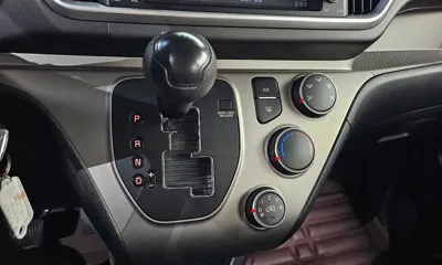Kia Ray 2018, 81601 км, за 8500000 KRW - фото 9