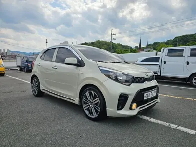 Kia Morning 2017, 71800 км, за 8500000 KRW